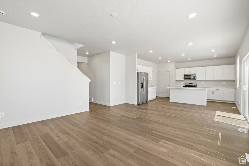 Photo 14 for MLS #2119765 at 352 W 600 North #44