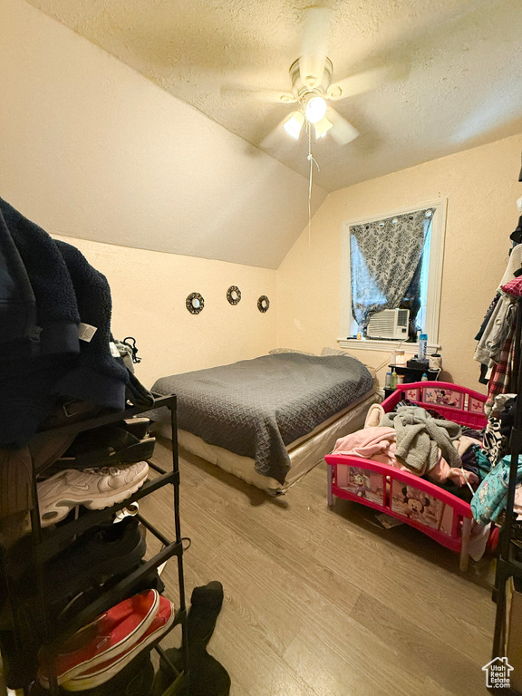 Photo 8 for MLS #2119766 at 255 E 27th St