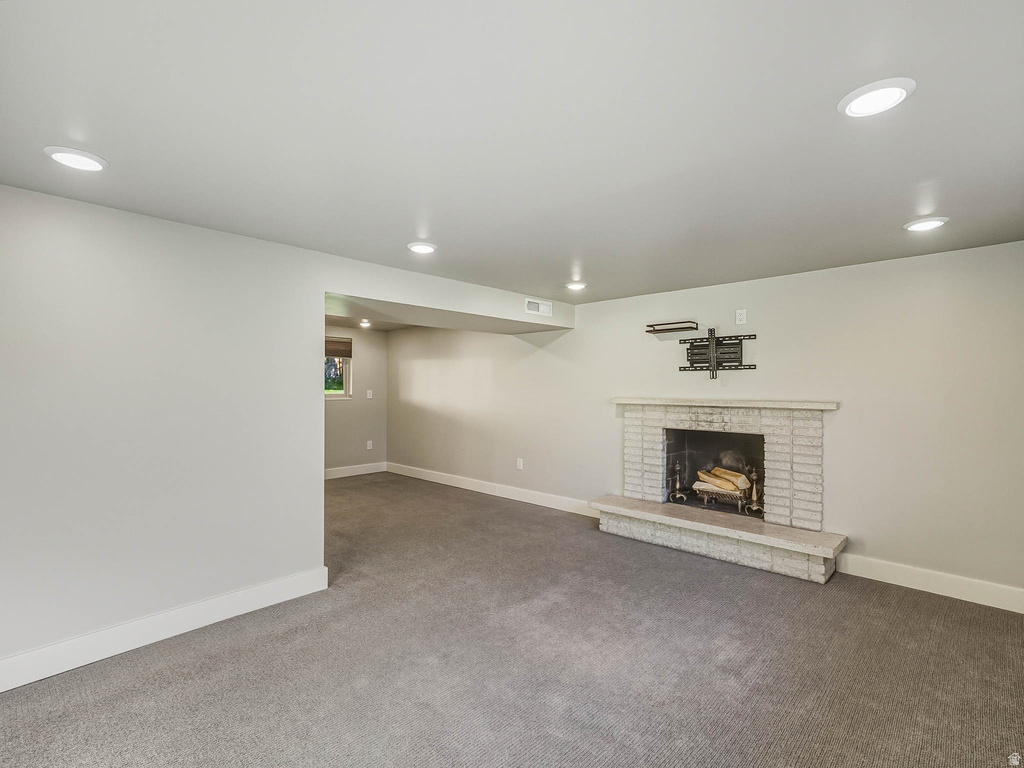 2036 E HIGHLAND VIEW CIR Salt Lake City, UT 84109