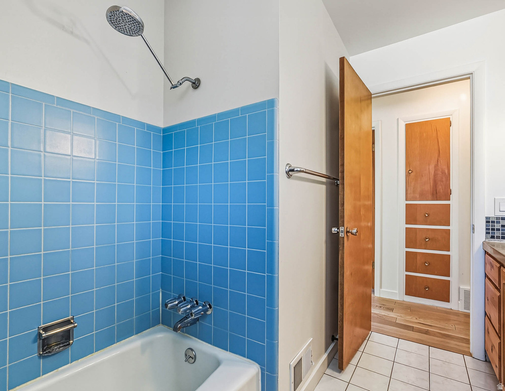 2036 E HIGHLAND VIEW CIR Salt Lake City, UT 84109