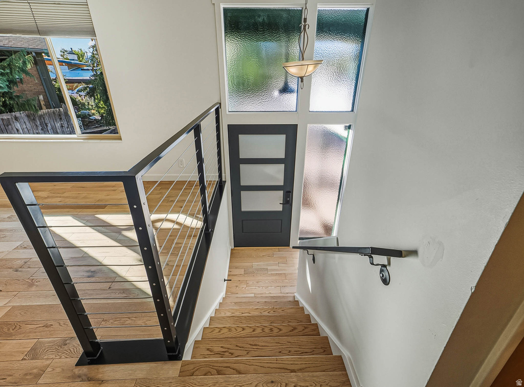 2036 E HIGHLAND VIEW CIR Salt Lake City, UT 84109