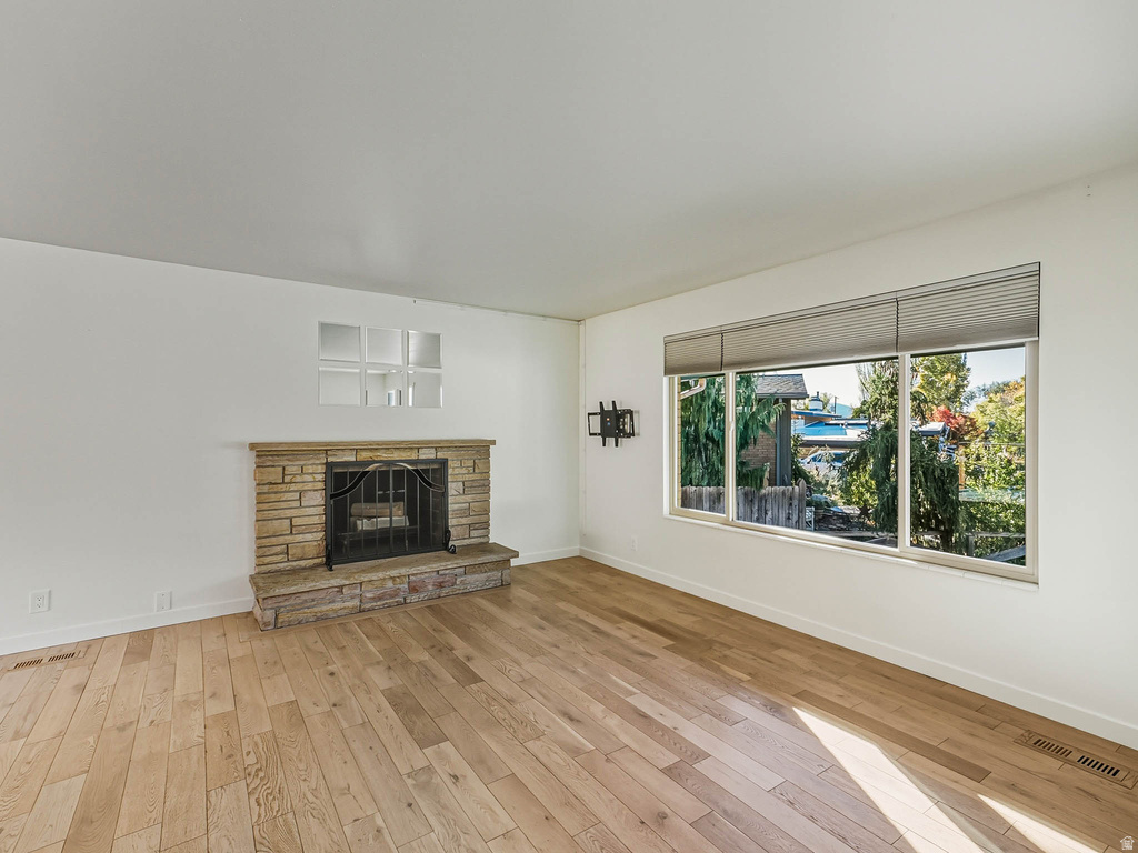 2036 E HIGHLAND VIEW CIR Salt Lake City, UT 84109