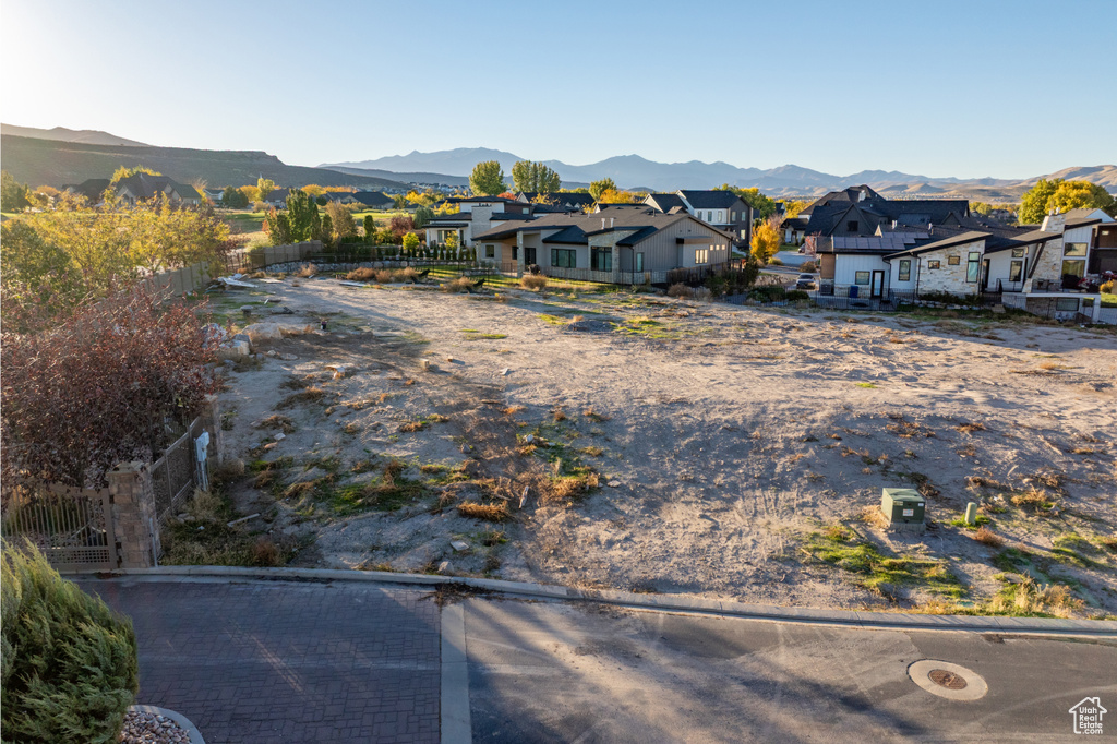 262 E BENNETT LN Saratoga Springs, UT 84045