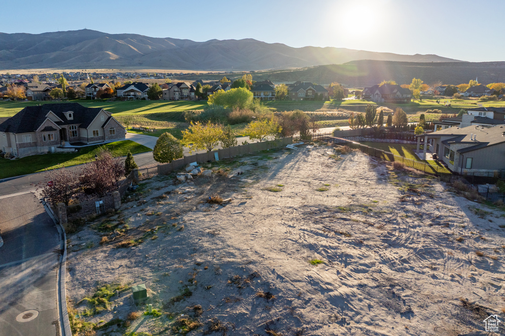 262 E BENNETT LN Saratoga Springs, UT 84045