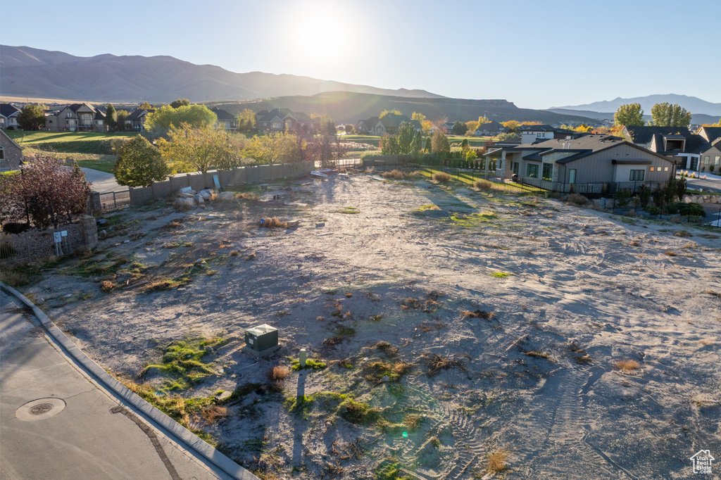 262 E BENNETT LN Saratoga Springs, UT 84045