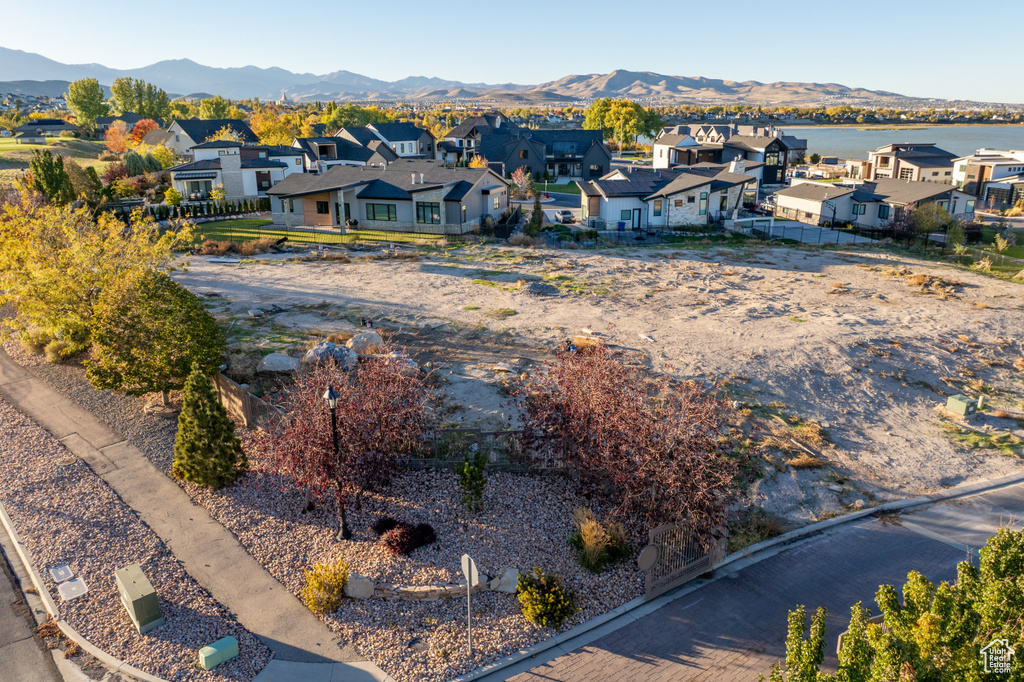 262 E BENNETT LN Saratoga Springs, UT 84045