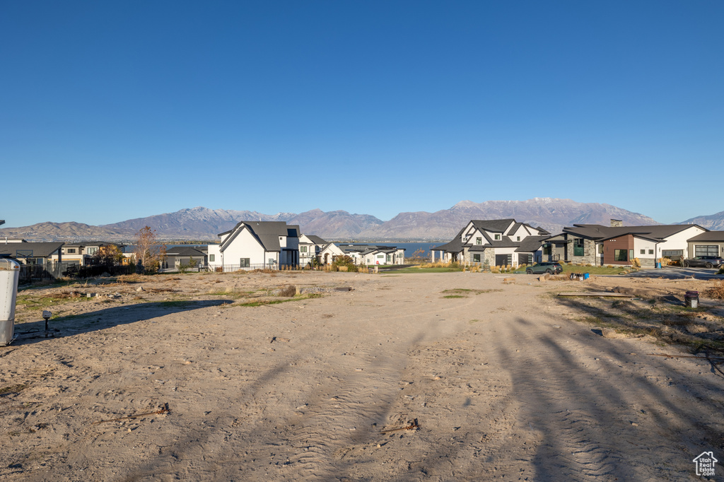 272 E BENNETT LN Saratoga Springs, UT 84045