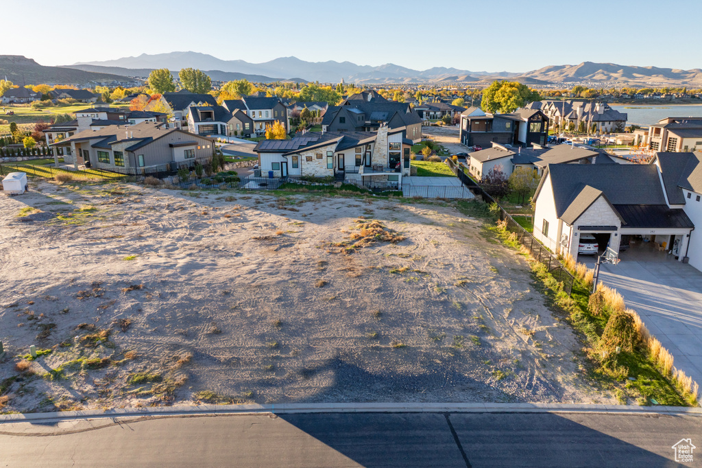 272 E BENNETT LN Saratoga Springs, UT 84045