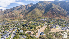 11 E BENT LN Sandy, UT 84092