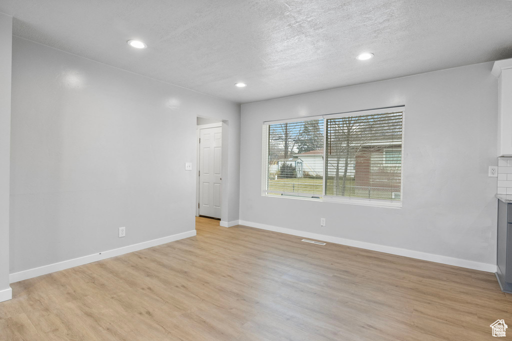 512 N 100 E Orem, UT 84057