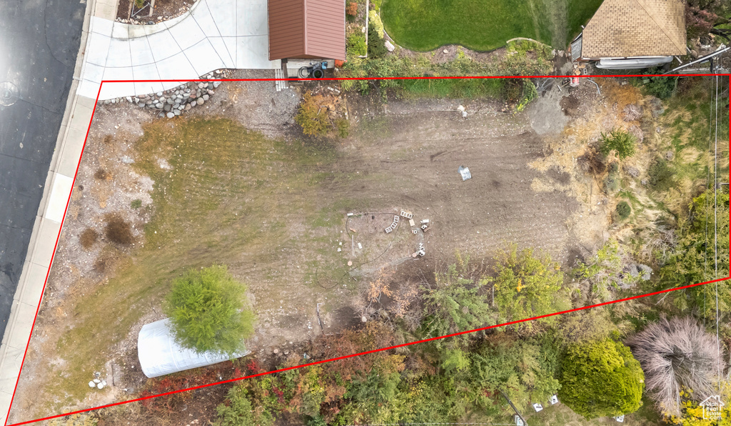 1205 N Old Willow Ln