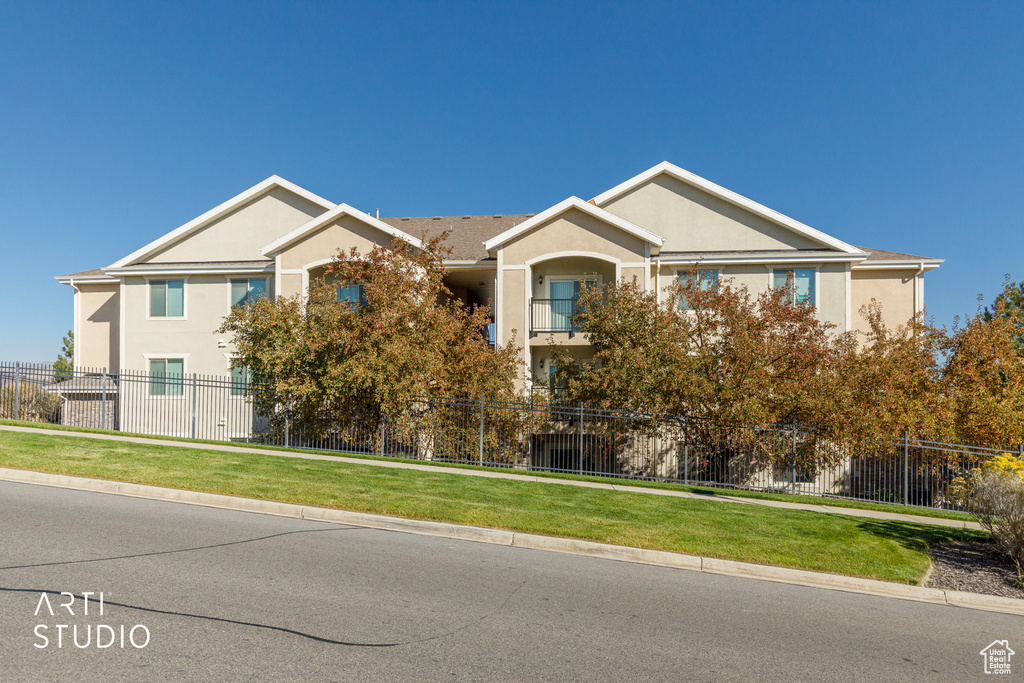 Photo 2 for MLS #2119780 at 182 W Springview Dr