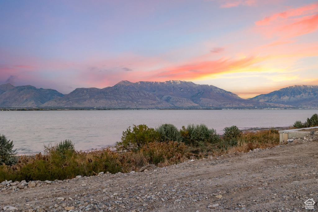 1632 S WILTSHIRE LN Saratoga Springs, UT 84045