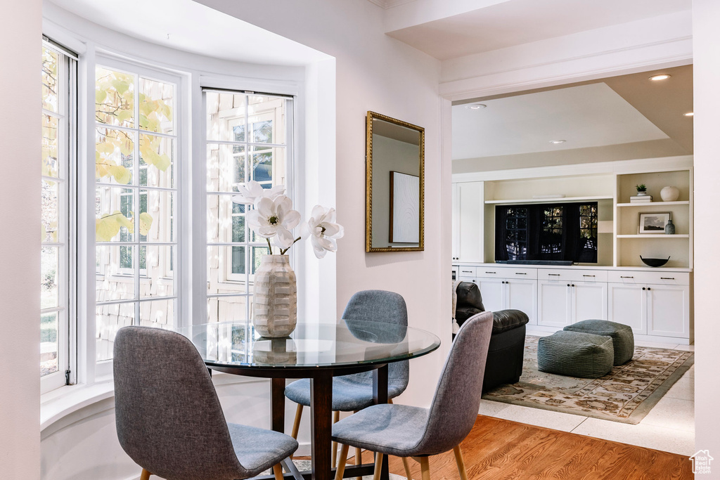 966 S DIESTEL RD Salt Lake City, UT 84105