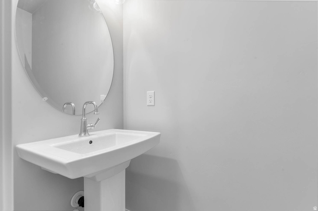 11673 S HALLS RD Draper, UT 84020