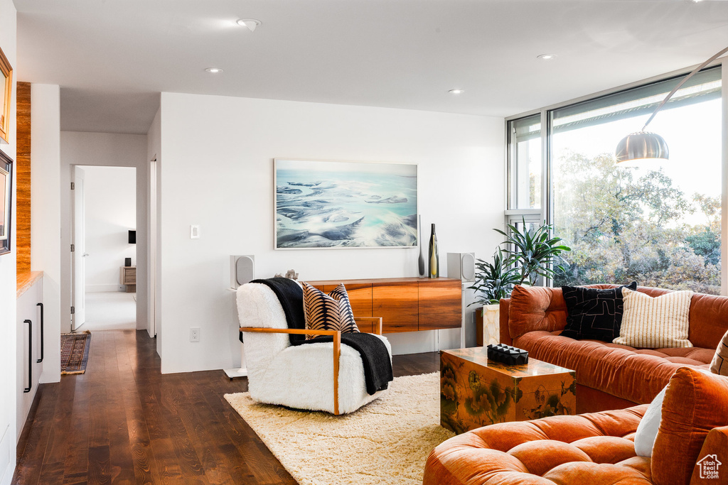 Photo 6 for MLS #2119804 at 2777 E Comanche Dr