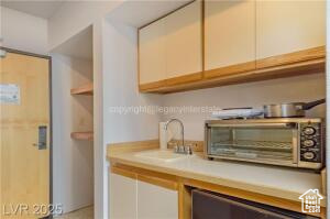 Photo 19 for MLS #2119805 at 223 Hunter Rd #B303