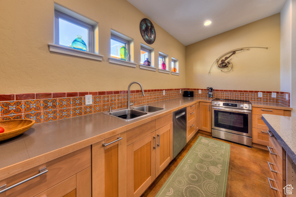 Photo 7 for MLS #2119808 at 275 W Williams Way #1-5