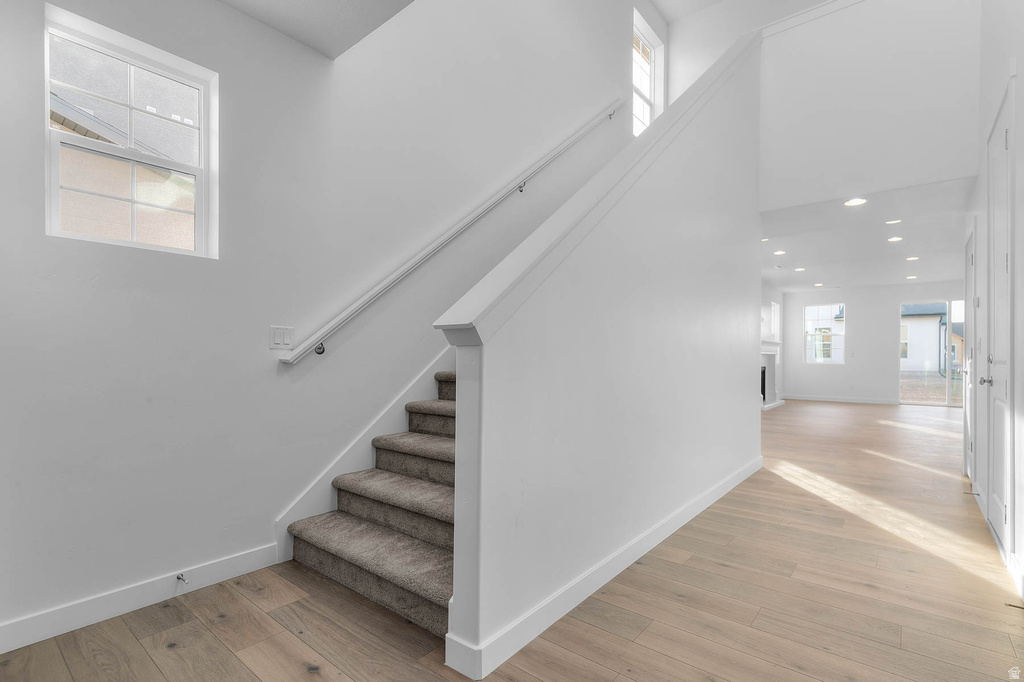 979 N AMBERLY DR North Salt Lake, UT 84054