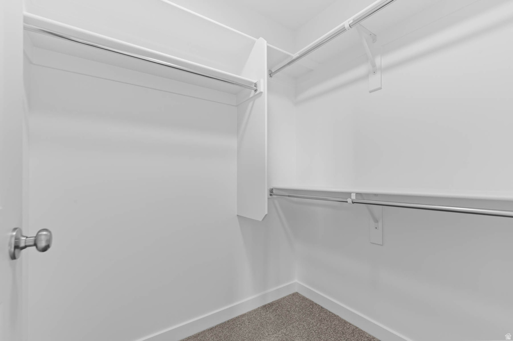 979 N AMBERLY DR North Salt Lake, UT 84054