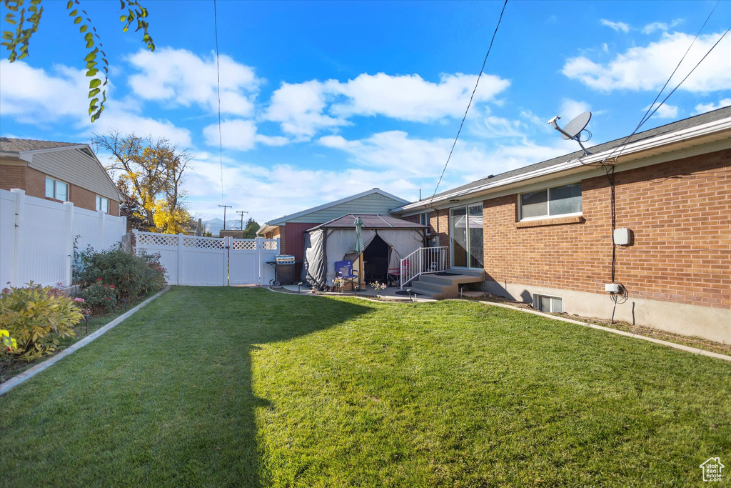 Photo 25 for MLS #2119822 at 5491 Janette Ave