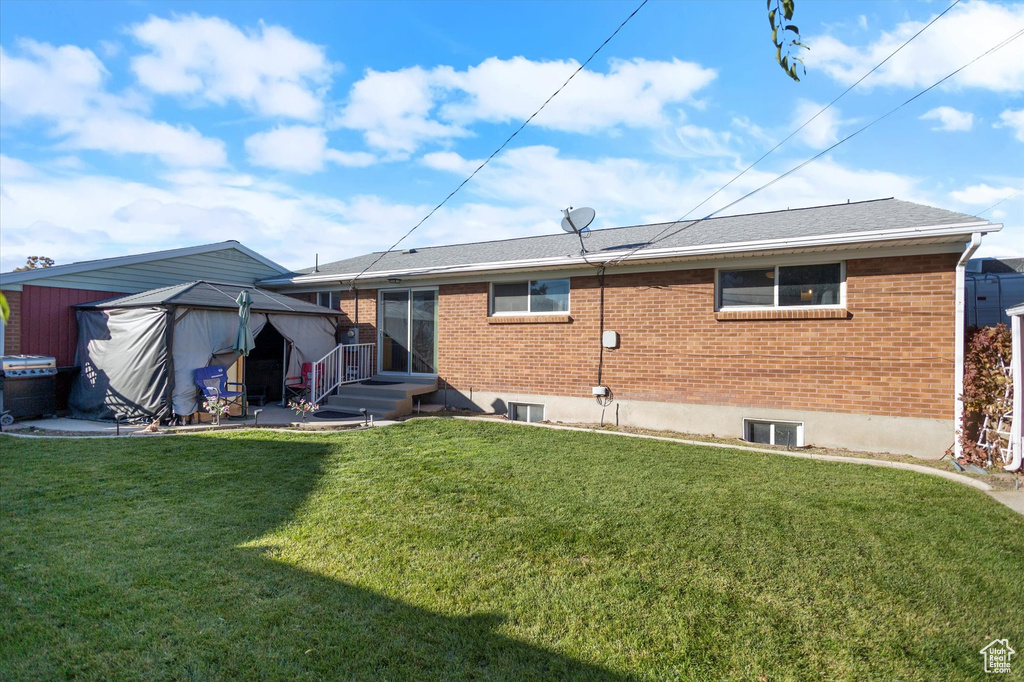 Photo 24 for MLS #2119822 at 5491 Janette Ave