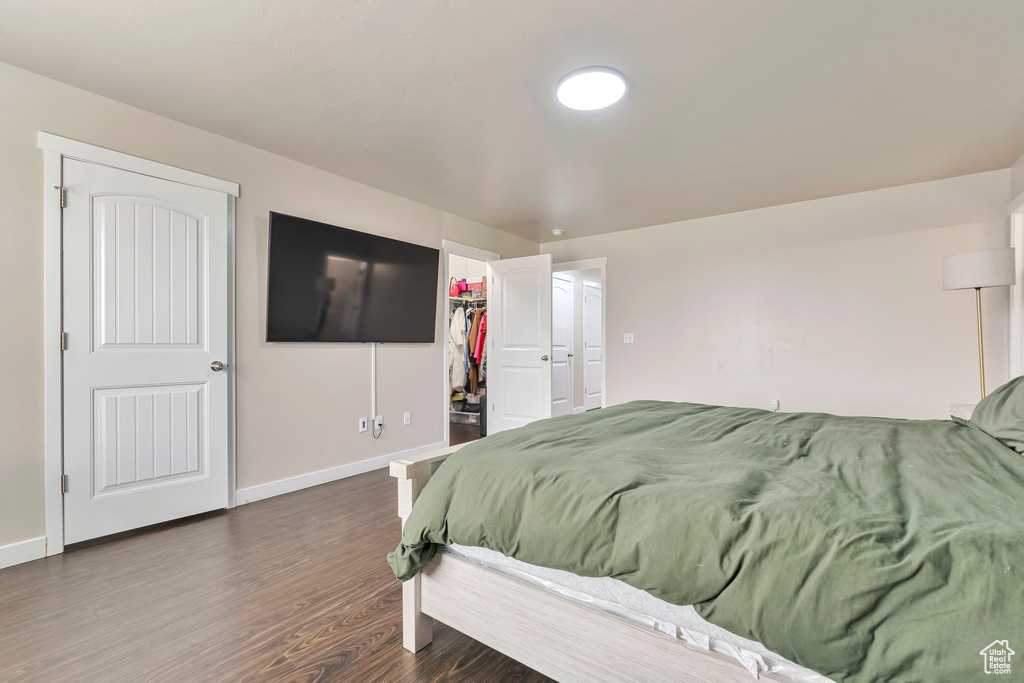 Photo 12 for MLS #2119827 at 5209 W Courtly Ln