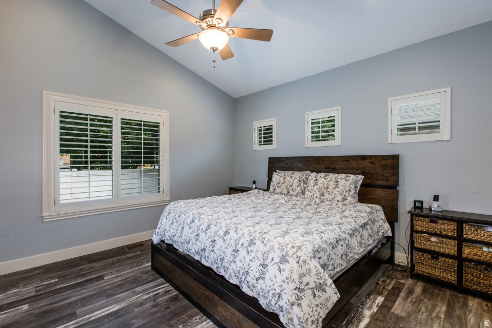 11173 S ASPEN PEAK DR South Jordan, UT 84095