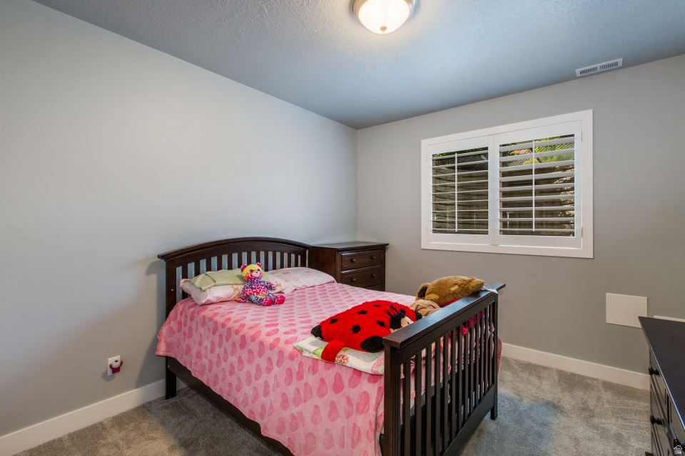 11173 S ASPEN PEAK DR South Jordan, UT 84095