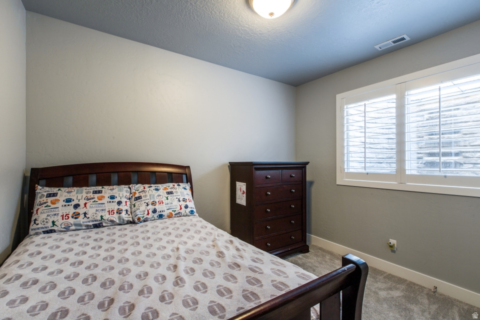 11173 S ASPEN PEAK DR South Jordan, UT 84095