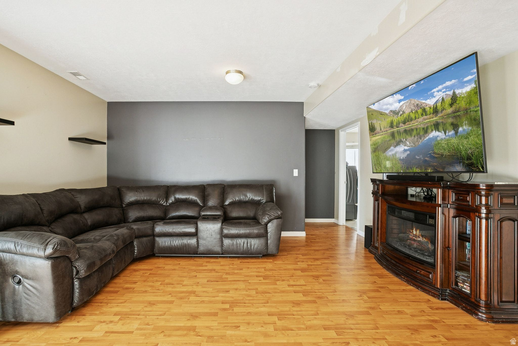 Photo 12 for MLS #2119835 at 876 N Fox Run Dr