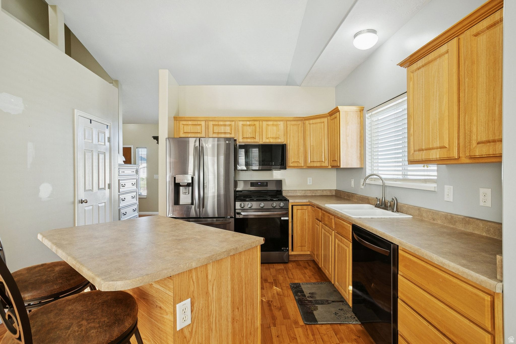 Photo 6 for MLS #2119835 at 876 N Fox Run Dr