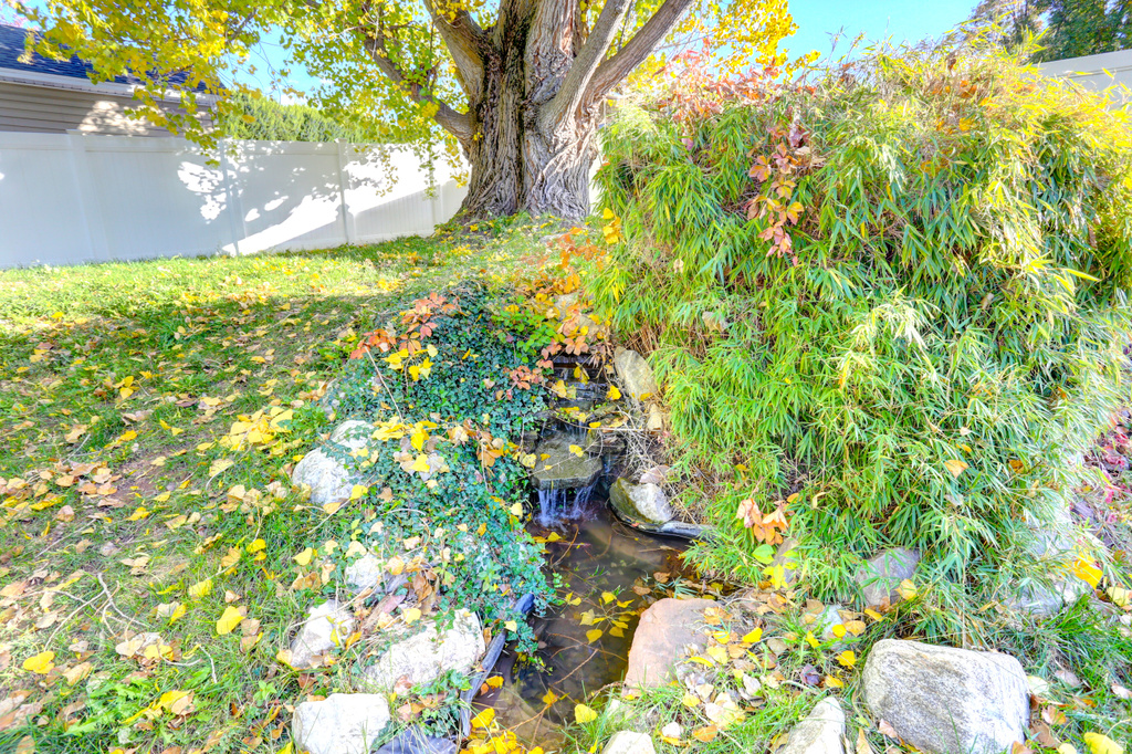 2096 N 1450 E Layton, UT 84040