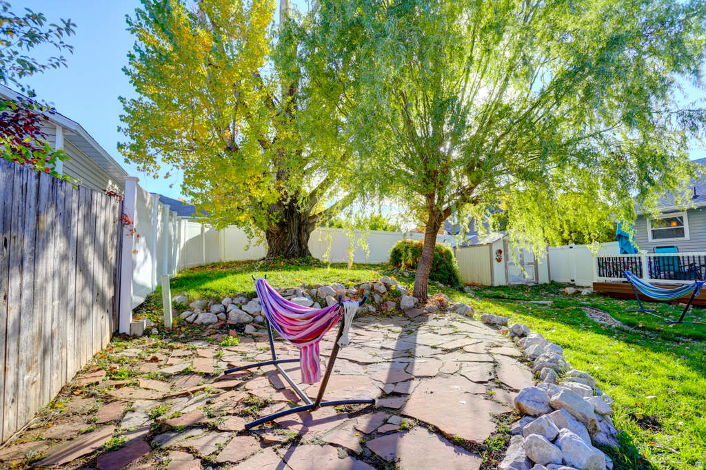 2096 N 1450 E Layton, UT 84040