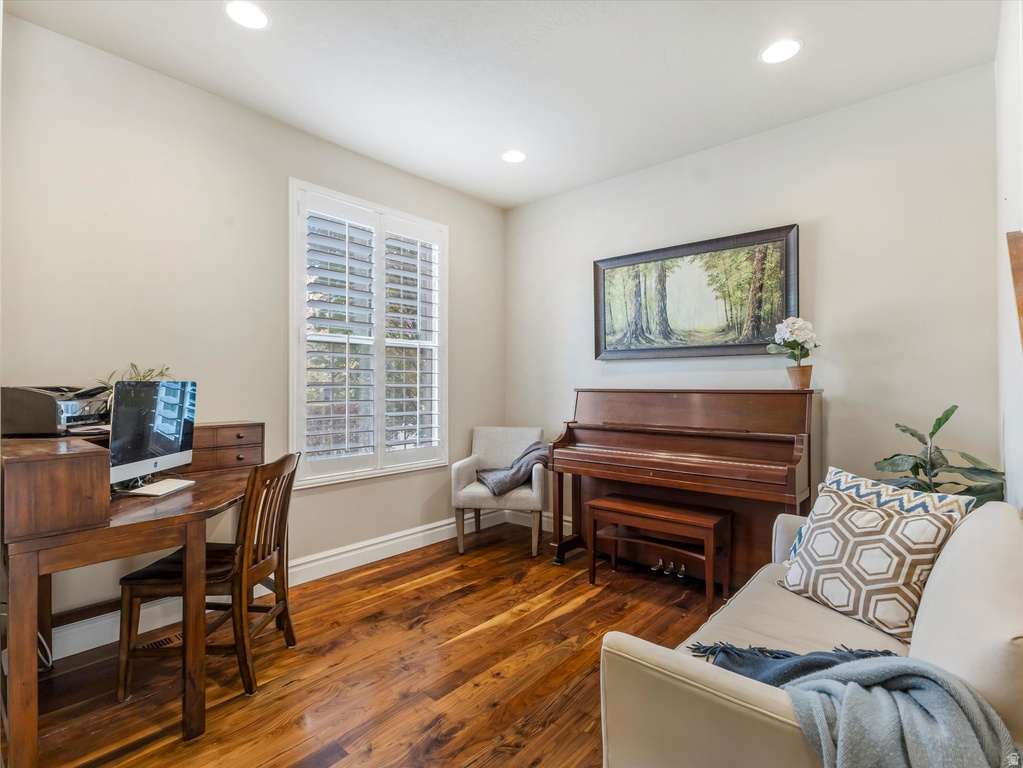 Photo 13 for MLS #2119852 at 1958 E Cecelia Cir