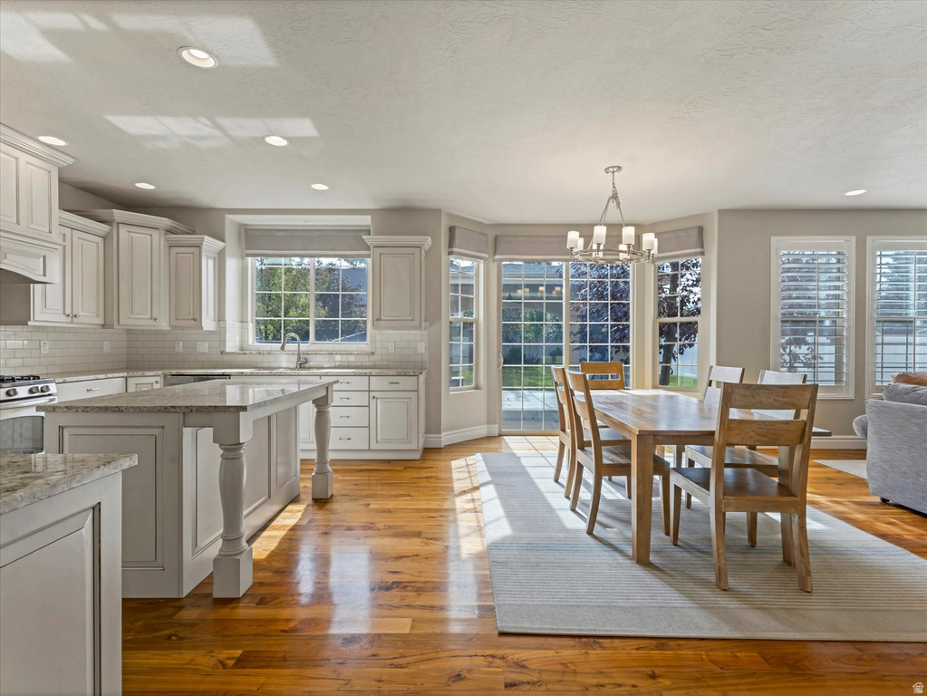 Photo 3 for MLS #2119852 at 1958 E Cecelia Cir