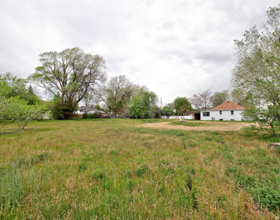 2138 S MONROE BLVD Ogden, UT 84401