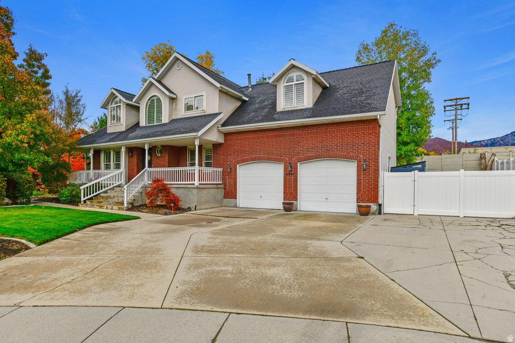 Photo 2 for MLS #2119856 at 2201 E Pink Coral Cir