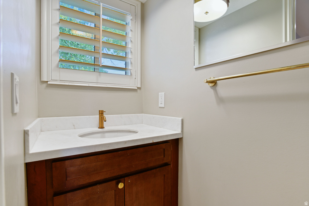 Photo 10 for MLS #2119856 at 2201 E Pink Coral Cir