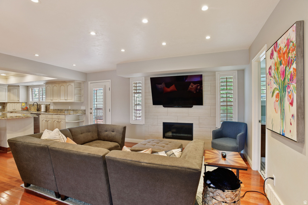 Photo 8 for MLS #2119856 at 2201 E Pink Coral Cir