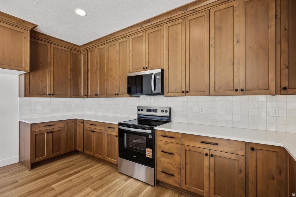 1701 W ROSS RD Syracuse, UT 84075