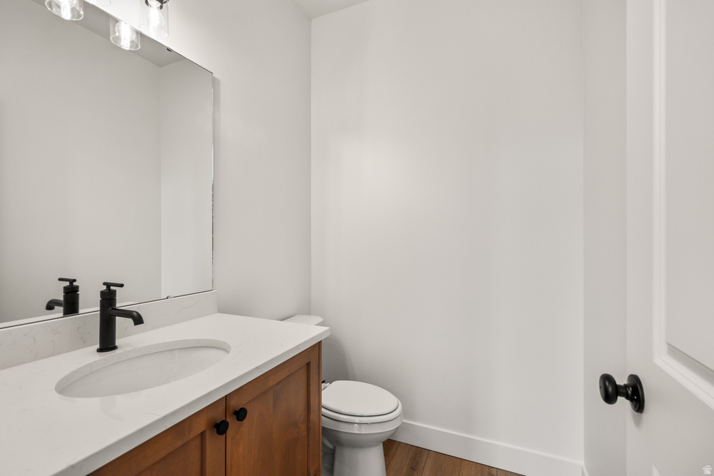 1701 W ROSS RD Syracuse, UT 84075