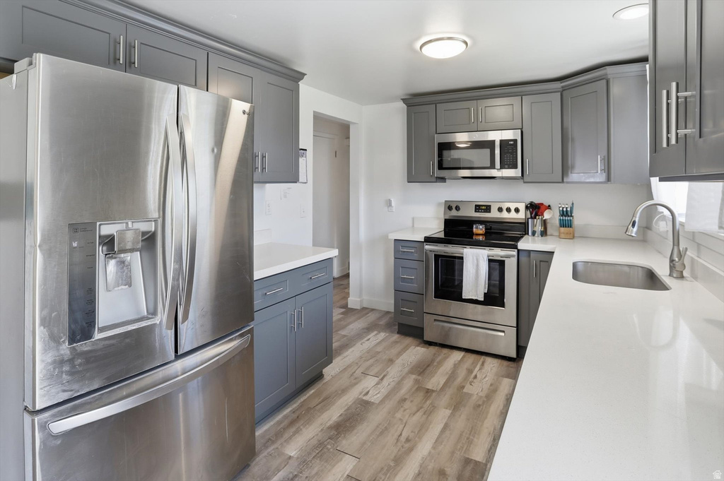 Photo 8 for MLS #2119863 at 360 Lakeview Ave