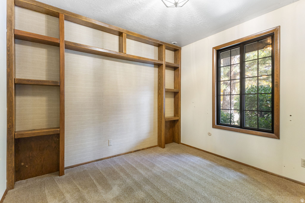 Photo 19 for MLS #2119865 at 5547 S 100 East