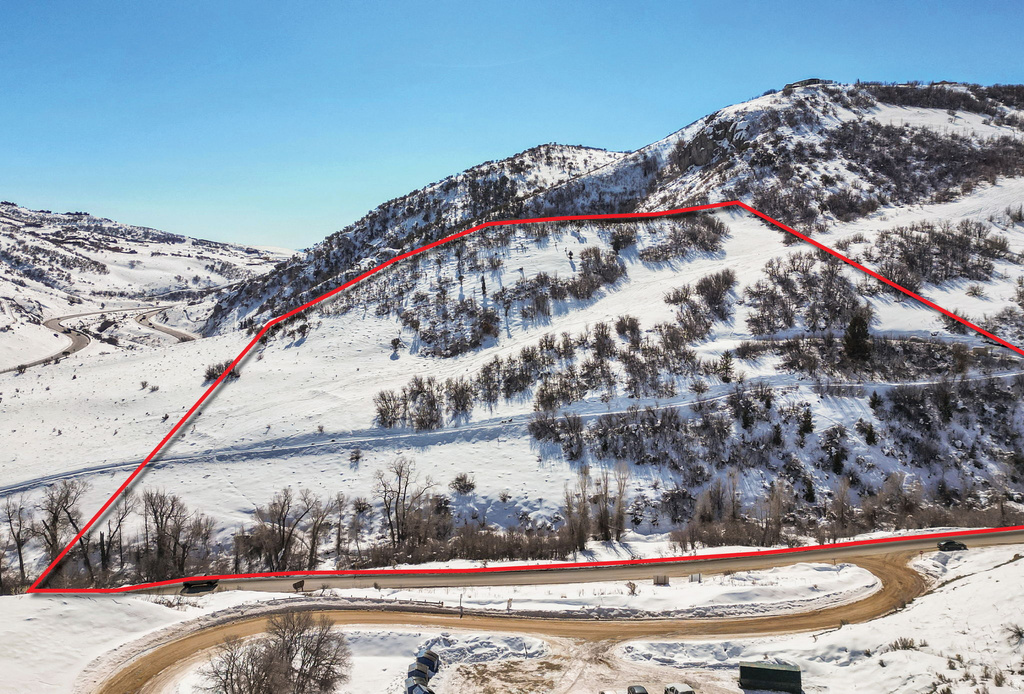 81 W TOLLGATE CANYON RD Wanship, UT 84017