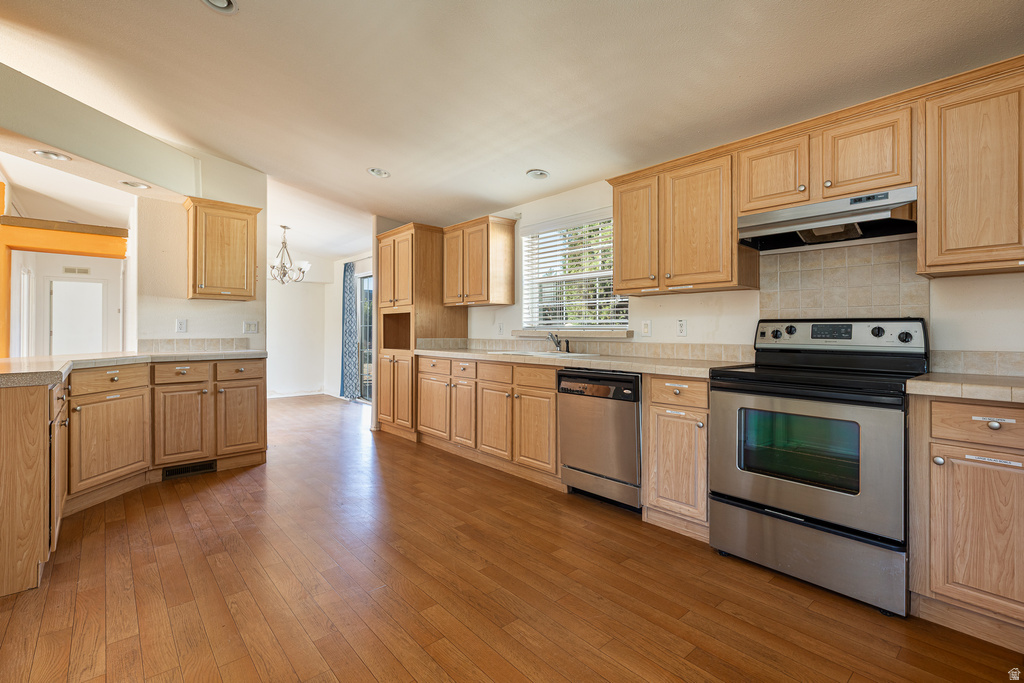 1686 S POWELL DR Kanab, UT 84741