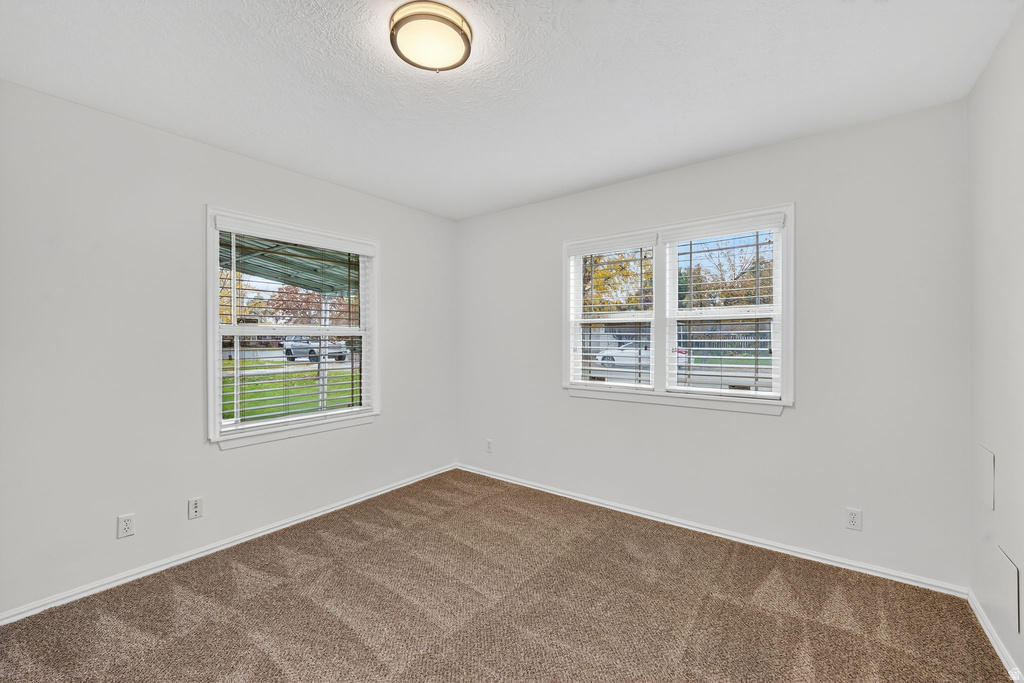 7703 S GRANT ST Midvale, UT 84047