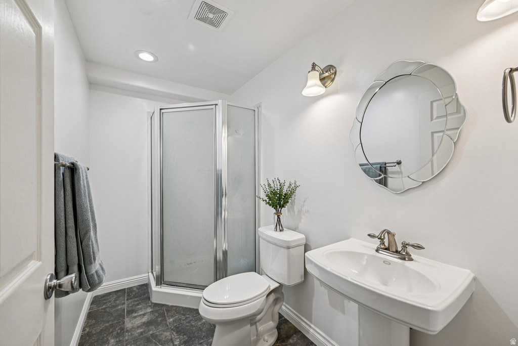 9332 S WILD CLOVER LN West Jordan, UT 84081