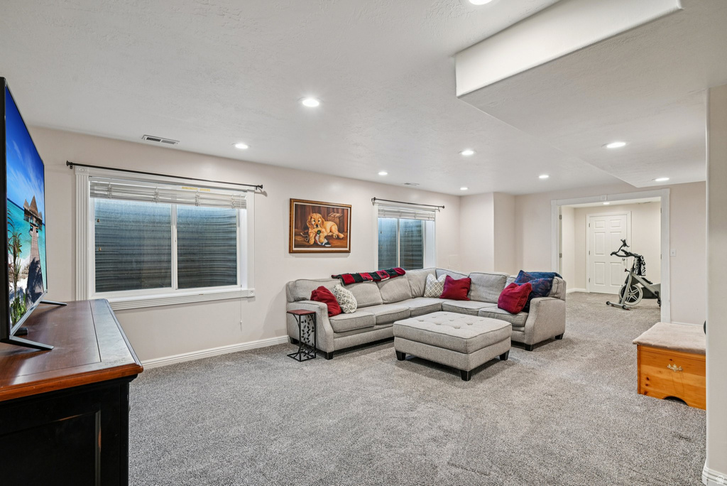 9332 S WILD CLOVER LN West Jordan, UT 84081