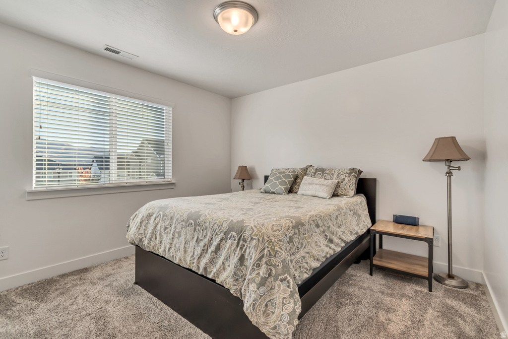 1758 W NEWCASTLE LN Saratoga Springs, UT 84045